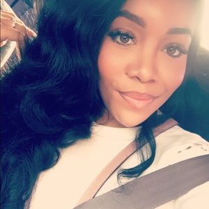 Meet your Posher, Ariel